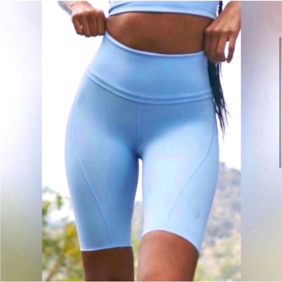 NWOT Free People Biker Baby Blue High-Rise Biker Short Outside Logo Size Medium - Picture 2 of 9